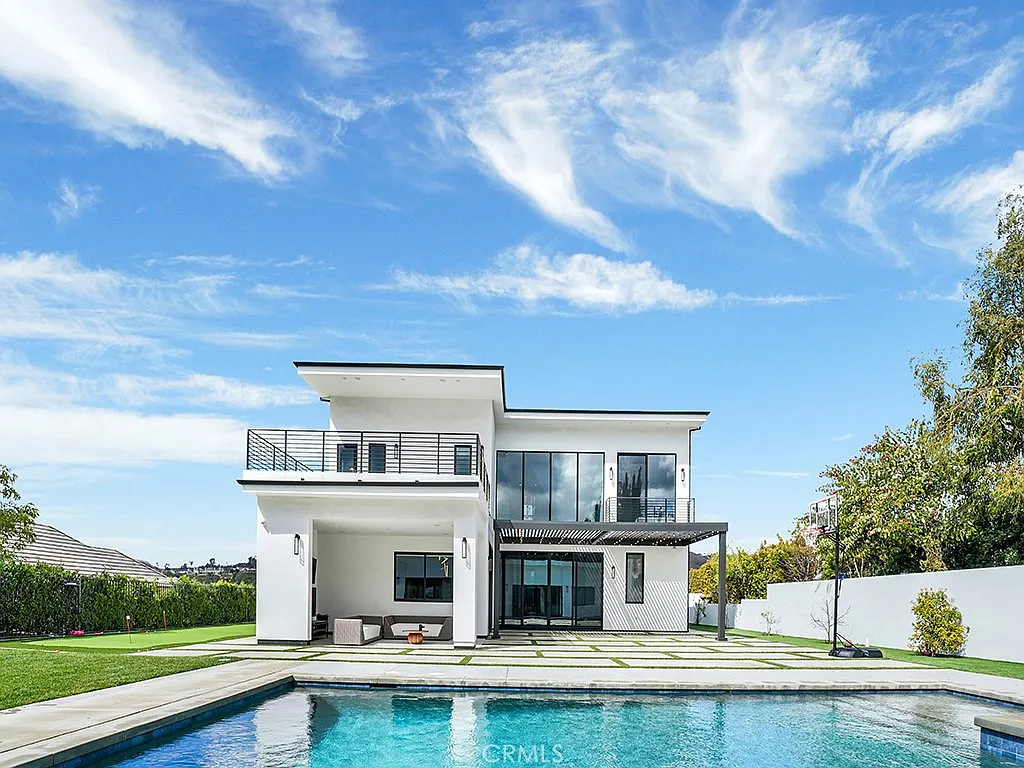 Villa Park Residential gallery image